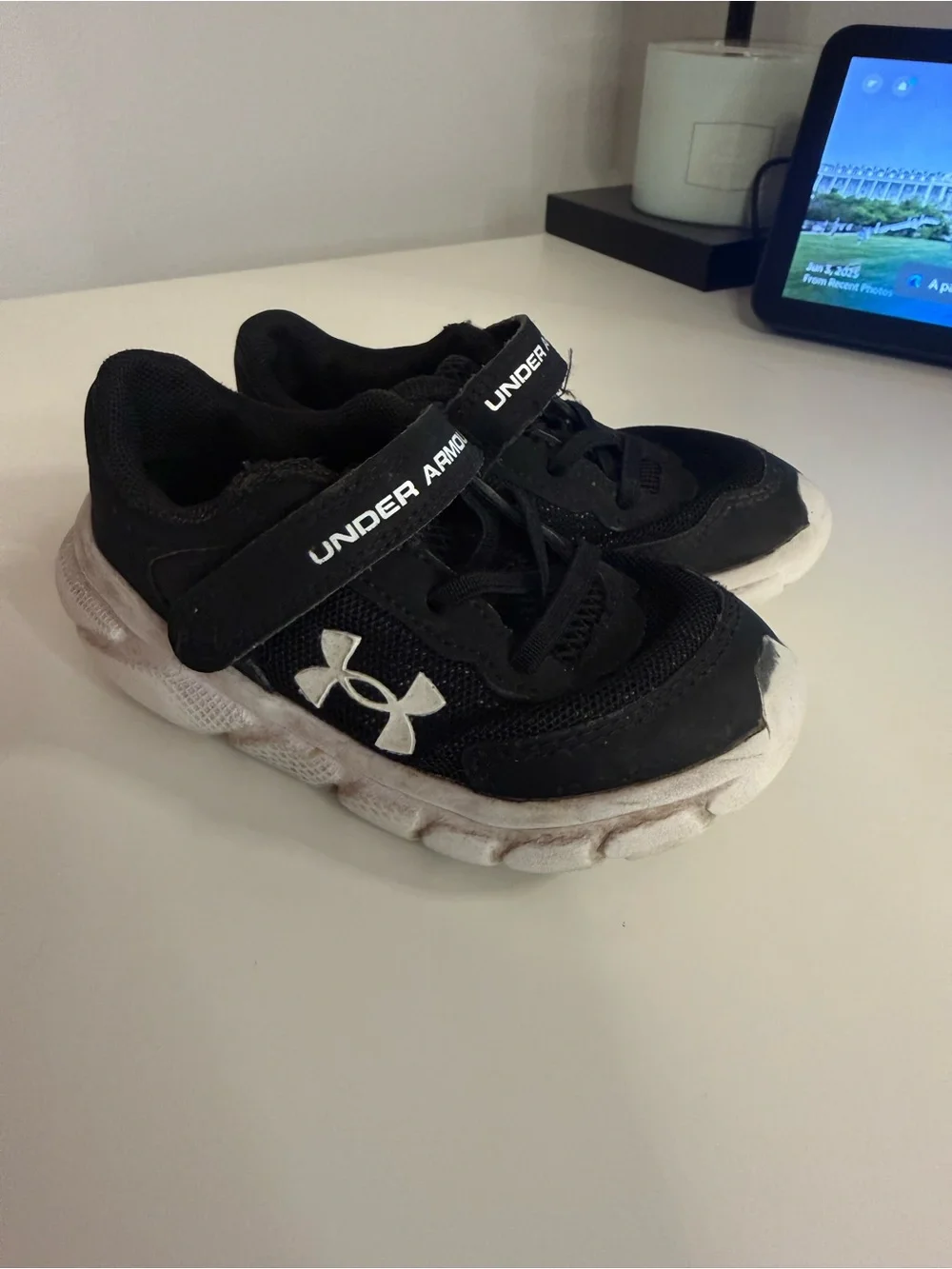Under Armour Kids Black and White Hook-and-Loop Sneakers
